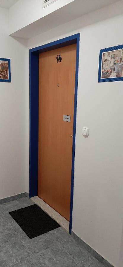 Napko Apartman โชพรอน ภายนอก รูปภาพ